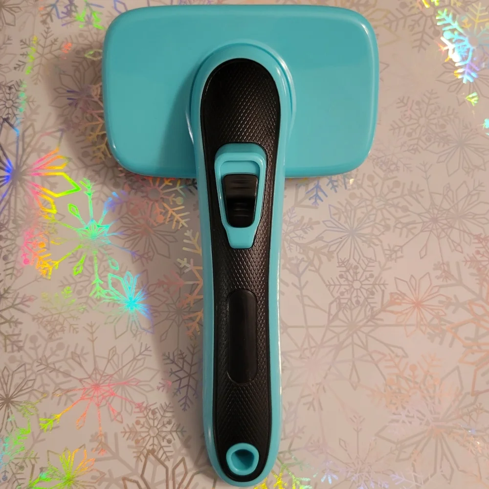 Self Cleaning Slicker Brush For Dogs & Cats. Brand New!